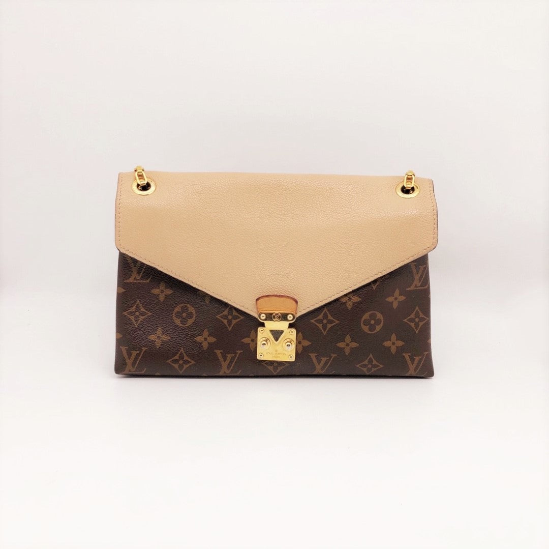 Louis Vuitton Monogram Pallas Chain Bag - 3 For Sale on 1stDibs