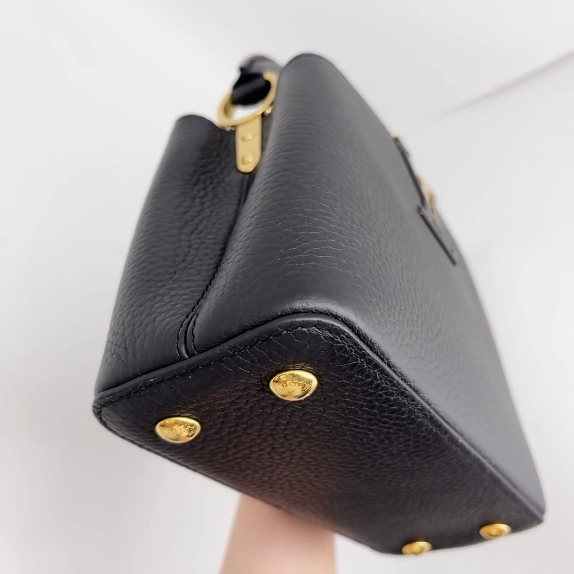 Preloved Louis Vuitton LV Black n Gold Capucines Mini