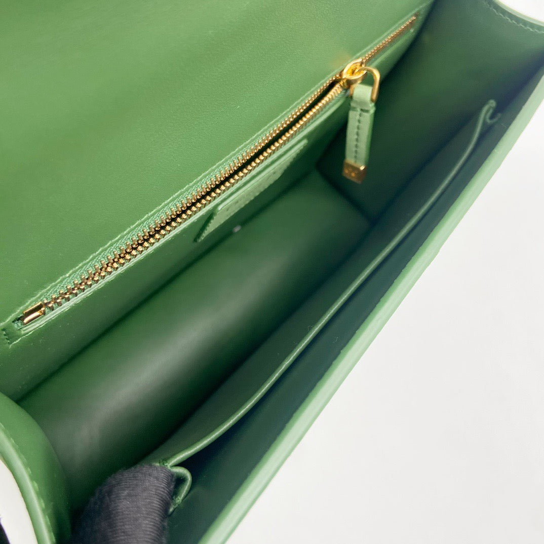 Preloved Christian Dior 30 Montaigne Flap Bag