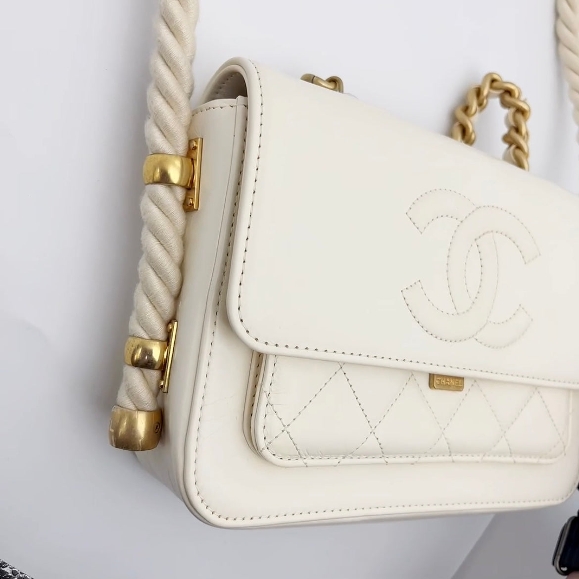 Preloved Chanel En Vogue Rope Flap Bag