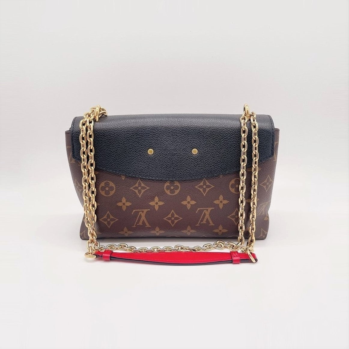 Louis Vuitton LV Gold Chain Handbag