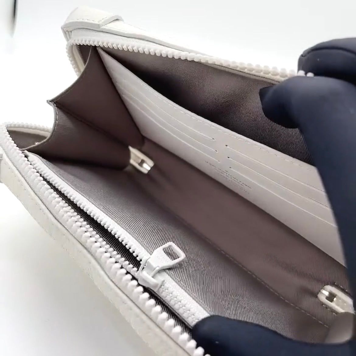 Louis Vuitton Black Taurillon Monogram Leather Soft Trunk Wallet