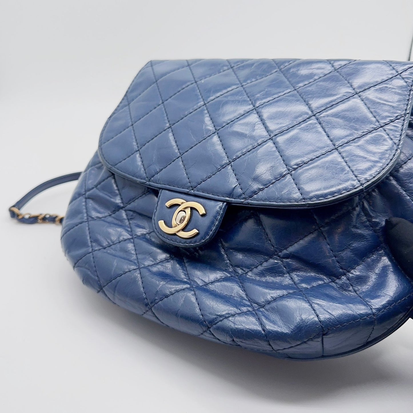 Preloved Chanel Dubai Messenger Bag