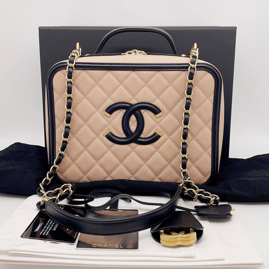 Preloved Chanel CC Filigree Vanity Case Large