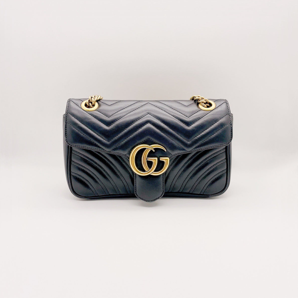 Preloved Gucci Black n Gold GG Marmont Shoulder Bag Small