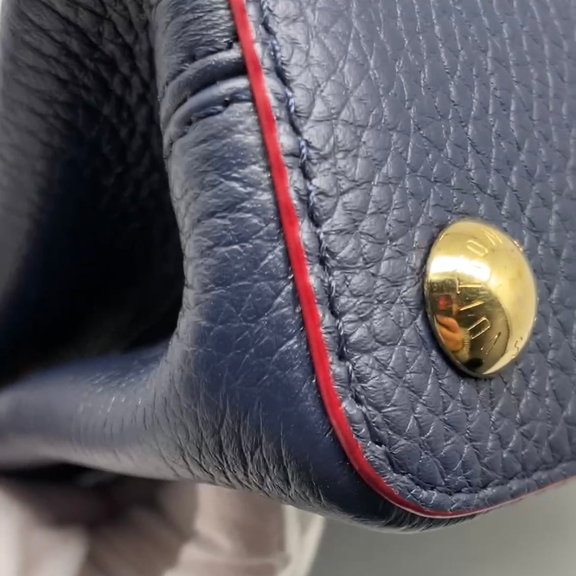 Louis Vuitton Capucines BB Bag M57941 White - Luxuryeasy