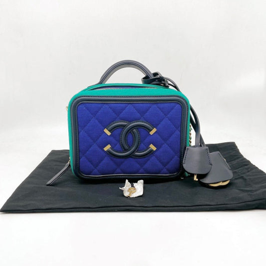 Preloved Chanel CC Filigree Vanity Case Small